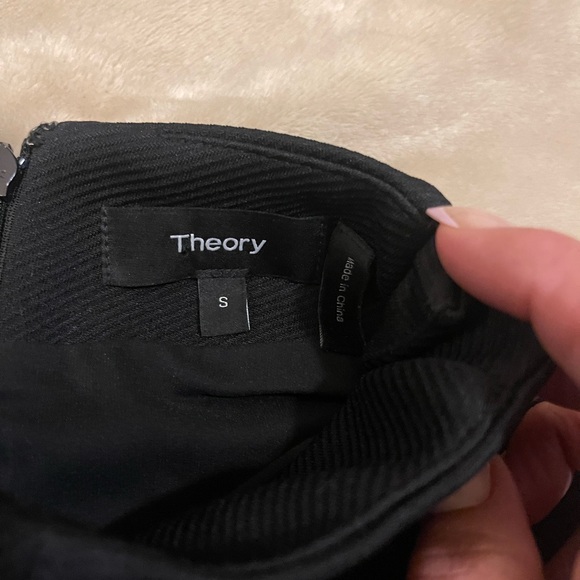 Theory size S , Black Cropped Jacket with White Shirt Layer 100% cotton - Picture 8 of 13